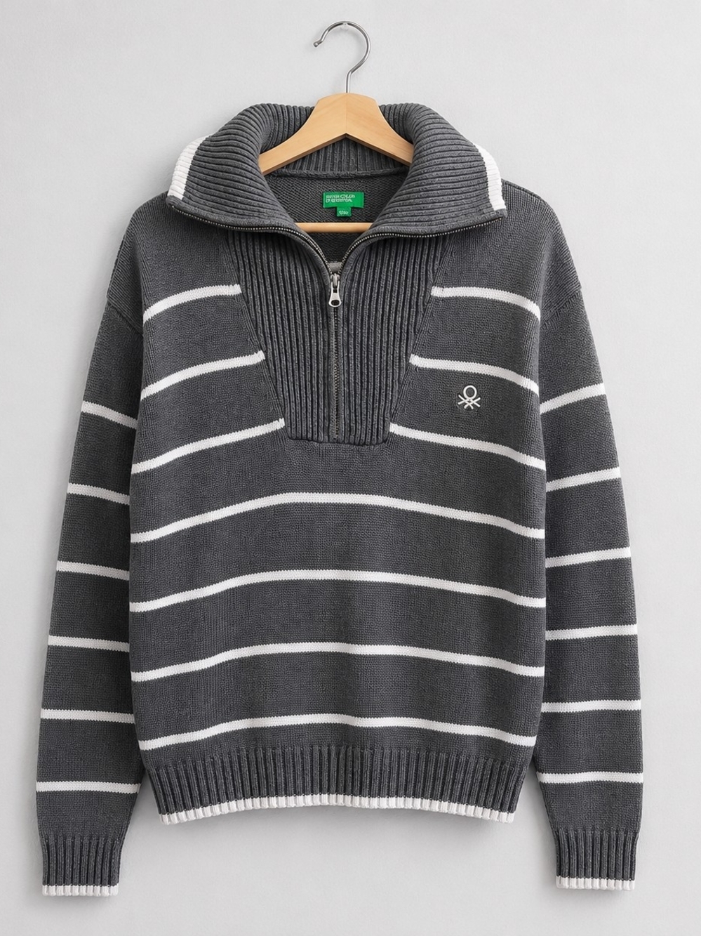 UNITED Colors Of Benetton Womens M Grey and White Stripe Half-Zip Sweater Preppy